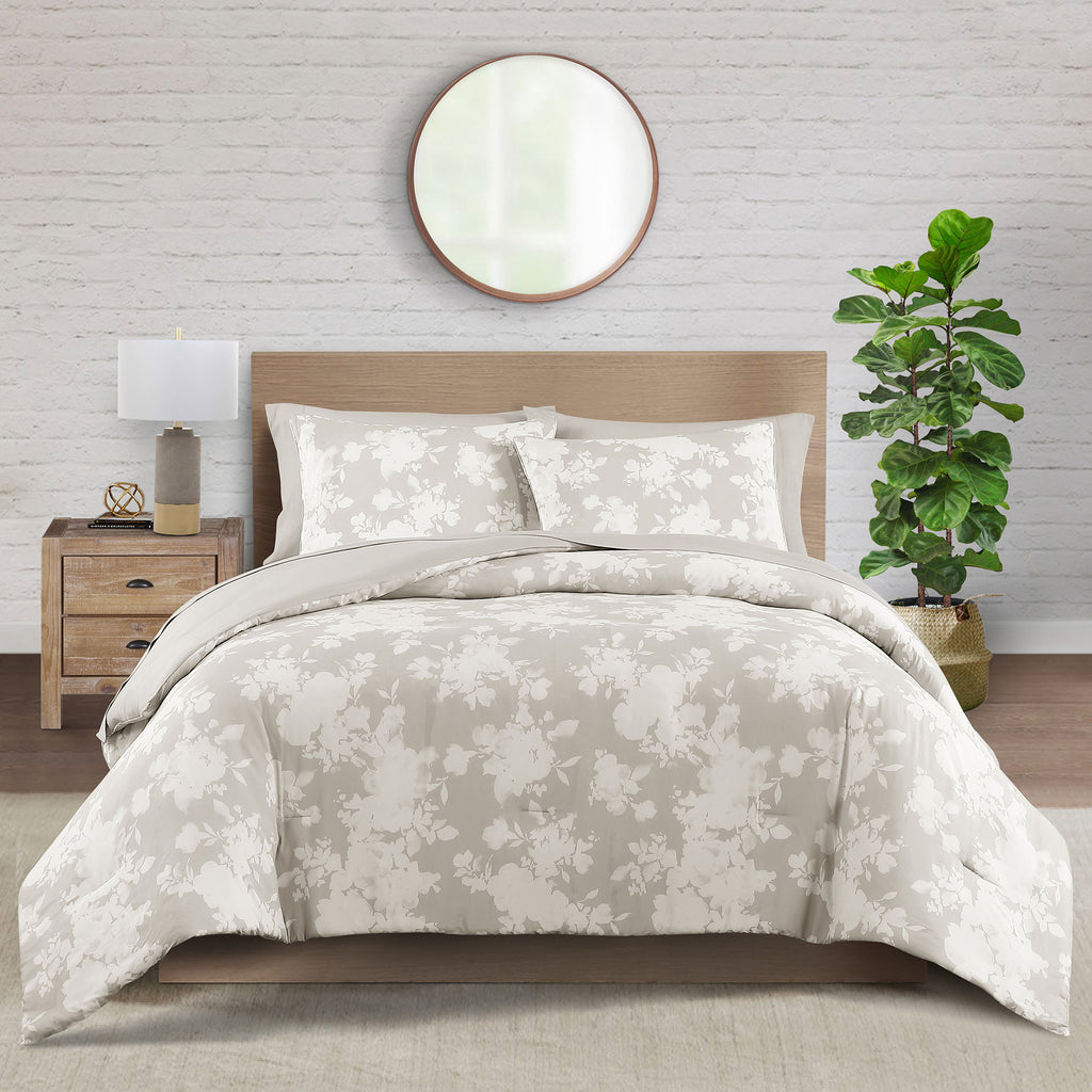 The Minimalist’s Guide to Bedroom Décor